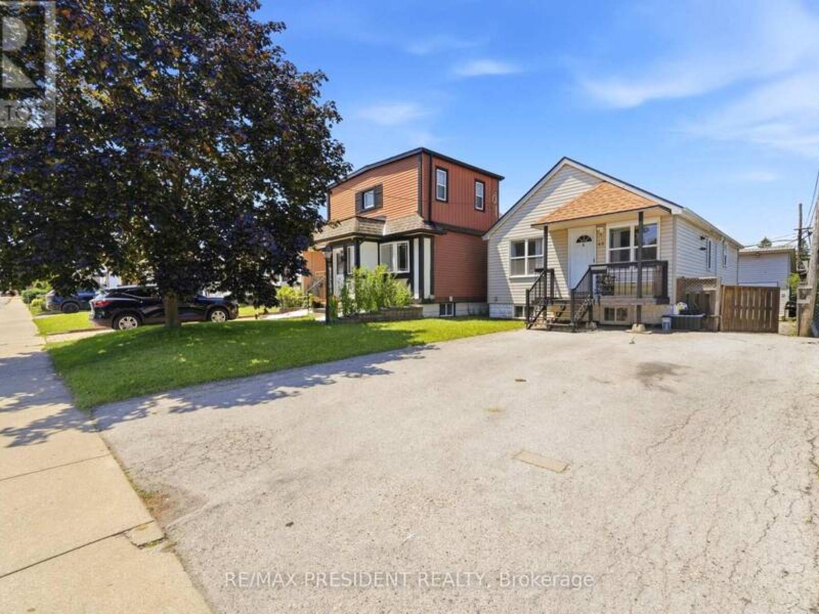 43 ADAIR AVENUE N, Hamilton, Ontario L8H 6A5