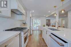107 CRAWFORD ROSE DRIVE | Aurora Ontario | Slide Image Thirteen