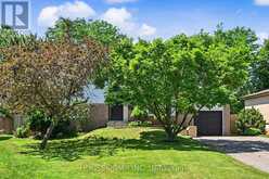 444 WITHNELL CRESCENT | Oakville Ontario | Slide Image Three