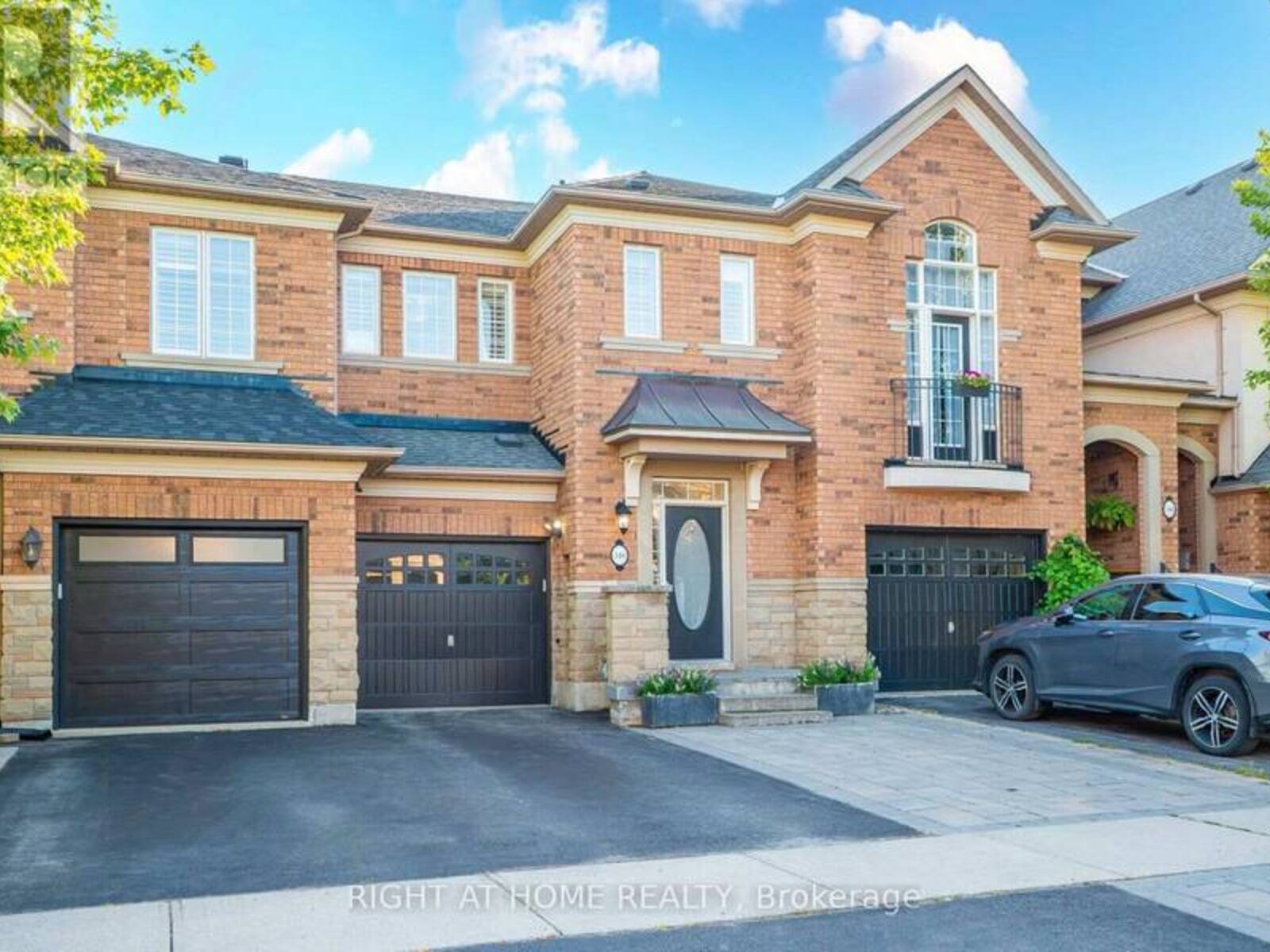 346 CREEK PATH AVENUE, Oakville, Ontario L6L 6X1