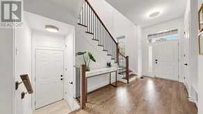 1527 VARELAS PASSAGE | Oakville Ontario | Slide Image Nineteen