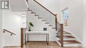 1527 VARELAS PASSAGE | Oakville Ontario | Slide Image Twenty