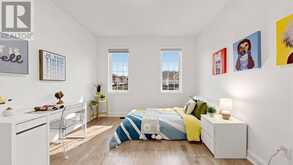 1527 VARELAS PASSAGE | Oakville Ontario | Slide Image Thirty