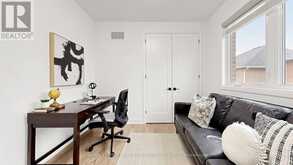 1527 VARELAS PASSAGE | Oakville Ontario | Slide Image Thirty-three