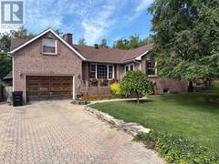 104 ECCLES STREET N Barrie Ontario, L4N 1Y7