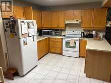 104 ECCLES STREET N | Barrie Ontario | Slide Image Eight