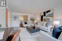 20 MOSSGROVE TRAIL | Toronto Ontario | Slide Image Ten