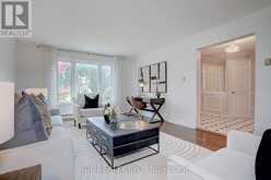 20 MOSSGROVE TRAIL | Toronto Ontario | Slide Image Twelve
