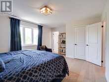 70 SHONIKER DRIVE | Newmarket Ontario | Slide Image Eighteen