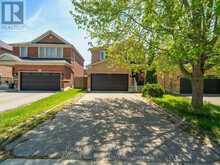 70 SHONIKER DRIVE | Newmarket Ontario | Slide Image Two