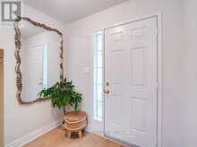 70 SHONIKER DRIVE | Newmarket Ontario | Slide Image Four