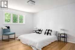 562 BEDFORD PARK AVENUE | Toronto Ontario | Slide Image Twenty-three