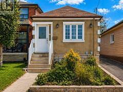 627 CALEDONIA ROAD Toronto Ontario, M6E 4V7