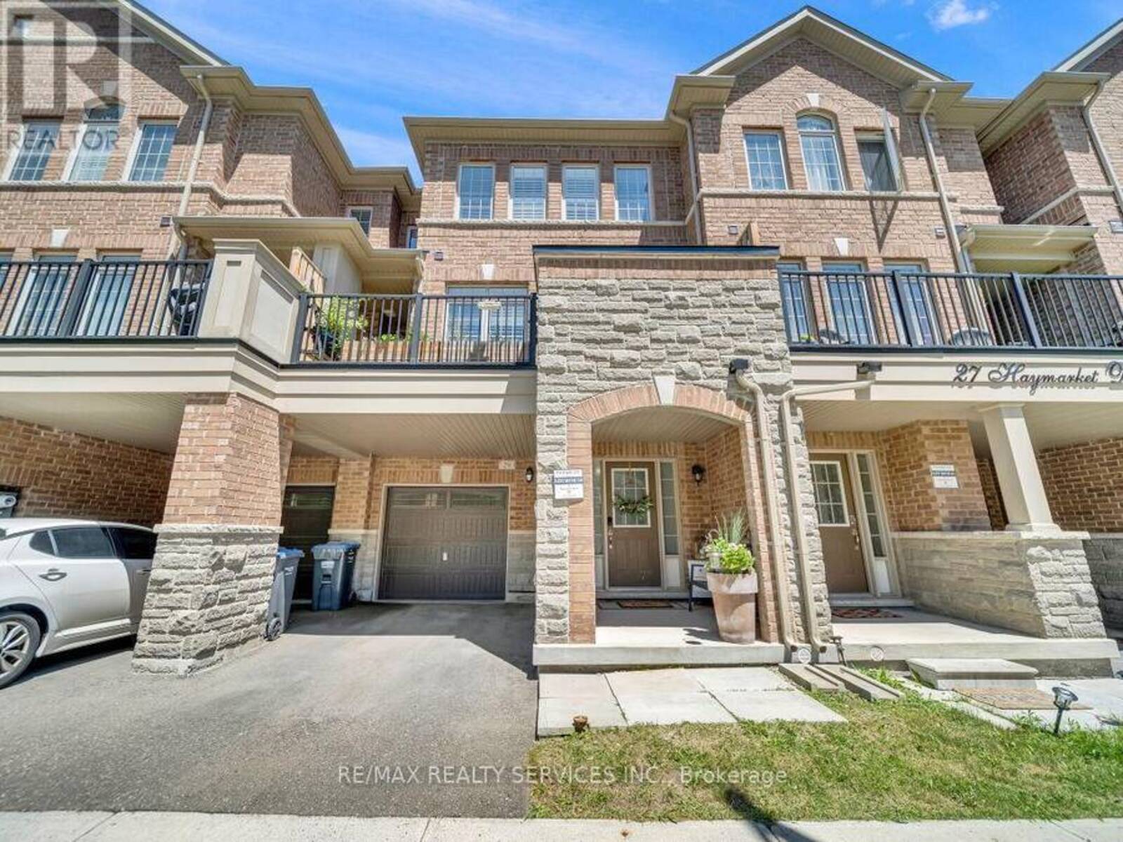 29 HAYMARKET DRIVE, Brampton, Ontario L7A 5C3