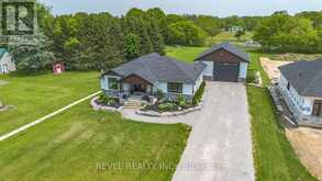 6 KINGS LANE | Brantford Ontario | Slide Image Five
