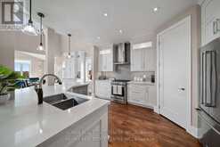 303 SUNNYBRAE AVENUE | Innisfil Ontario | Slide Image Twelve