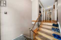 39 HEATHVIEW AVENUE | Toronto Ontario | Slide Image Twelve