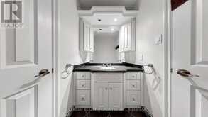 20 BLACKFOREST DRIVE | Richmond Hill Ontario | Slide Image Nineteen