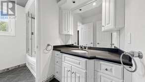 20 BLACKFOREST DRIVE | Richmond Hill Ontario | Slide Image Twenty