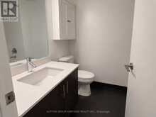 907 - 2212 LAKE SHORE BOULEVARD W | Toronto Ontario | Slide Image Thirteen