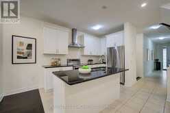 113 DRIZZEL CRESCENT | Richmond Hill Ontario | Slide Image Twelve