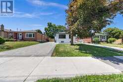 978 MIDLAND AVENUE | Toronto Ontario | Slide Image Four