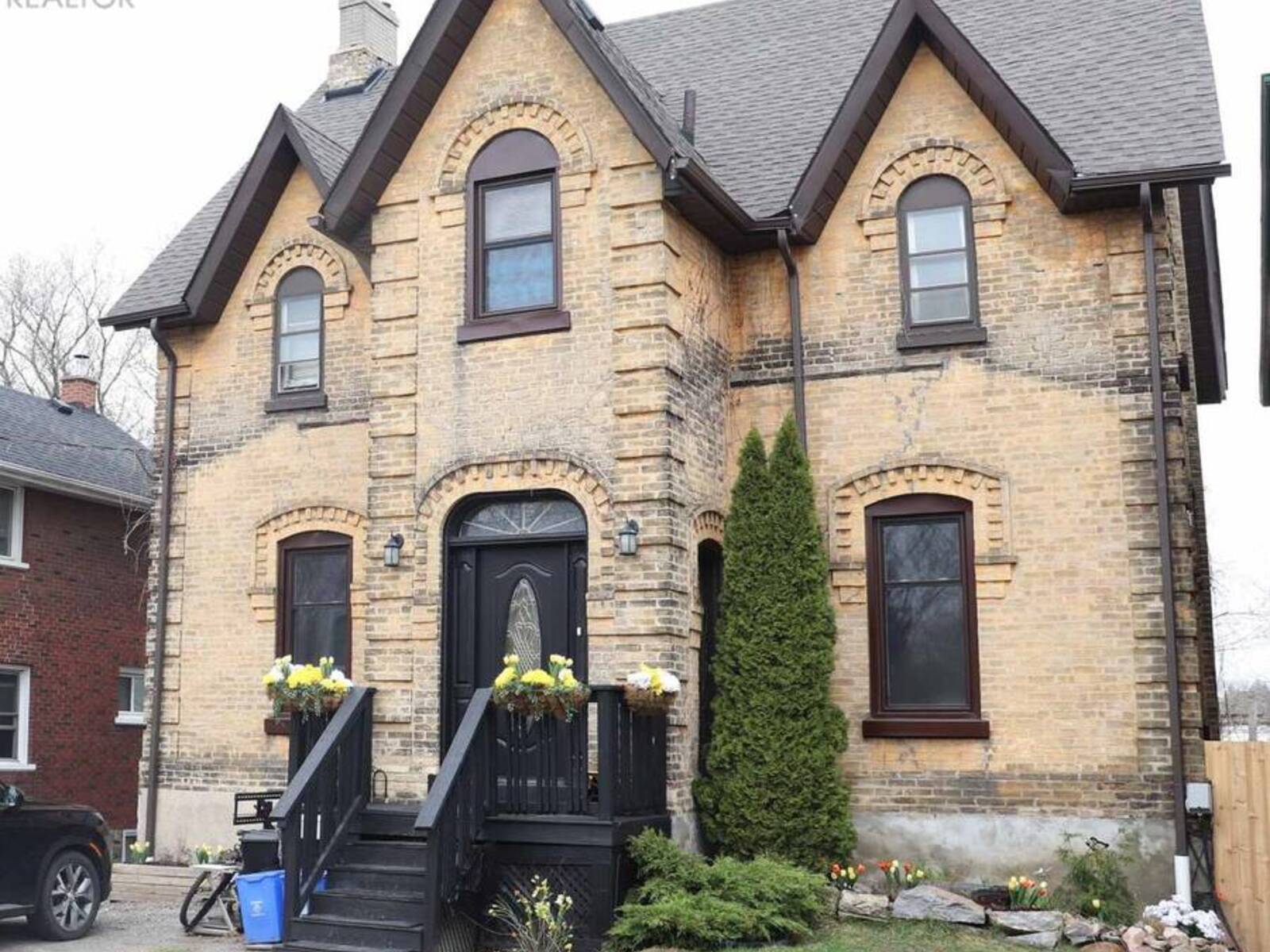 51 NASSAU STREET, Oshawa, Ontario L1J 4A3