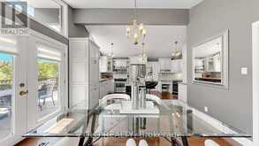 41 MEADOWCLIFFE DRIVE | Toronto Ontario | Slide Image Eleven
