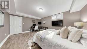 41 MEADOWCLIFFE DRIVE | Toronto Ontario | Slide Image Thirty-six
