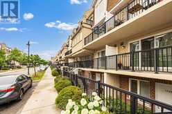 2072 - 3041 FINCH AVENUE W | Toronto Ontario | Slide Image Six