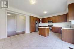 1533 DEVINE POINT | Milton Ontario | Slide Image Twelve