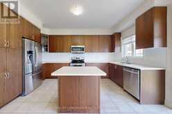 1533 DEVINE POINT | Milton Ontario | Slide Image Seventeen