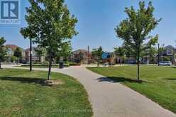 1533 DEVINE POINT | Milton Ontario | Slide Image Four