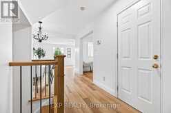 1319 BONNIE COURT | Burlington Ontario | Slide Image Eight