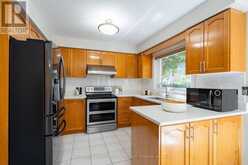 5550 MIDDLEPORT CRESCENT N | Mississauga Ontario | Slide Image Twenty-three