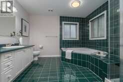 5550 MIDDLEPORT CRESCENT N | Mississauga Ontario | Slide Image Thirty-three