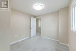2150 HUNT CRESCENT | Burlington Ontario | Slide Image Thirty