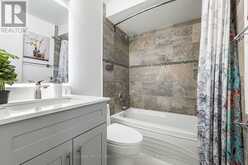 2150 HUNT CRESCENT | Burlington Ontario | Slide Image Thirty-one