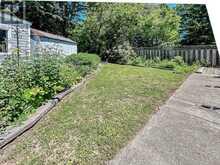 1113 VALLEY COURT | Oshawa Ontario | Slide Image Thirty-one