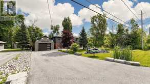 2739 IRETON STREET E | Innisfil Ontario | Slide Image Three