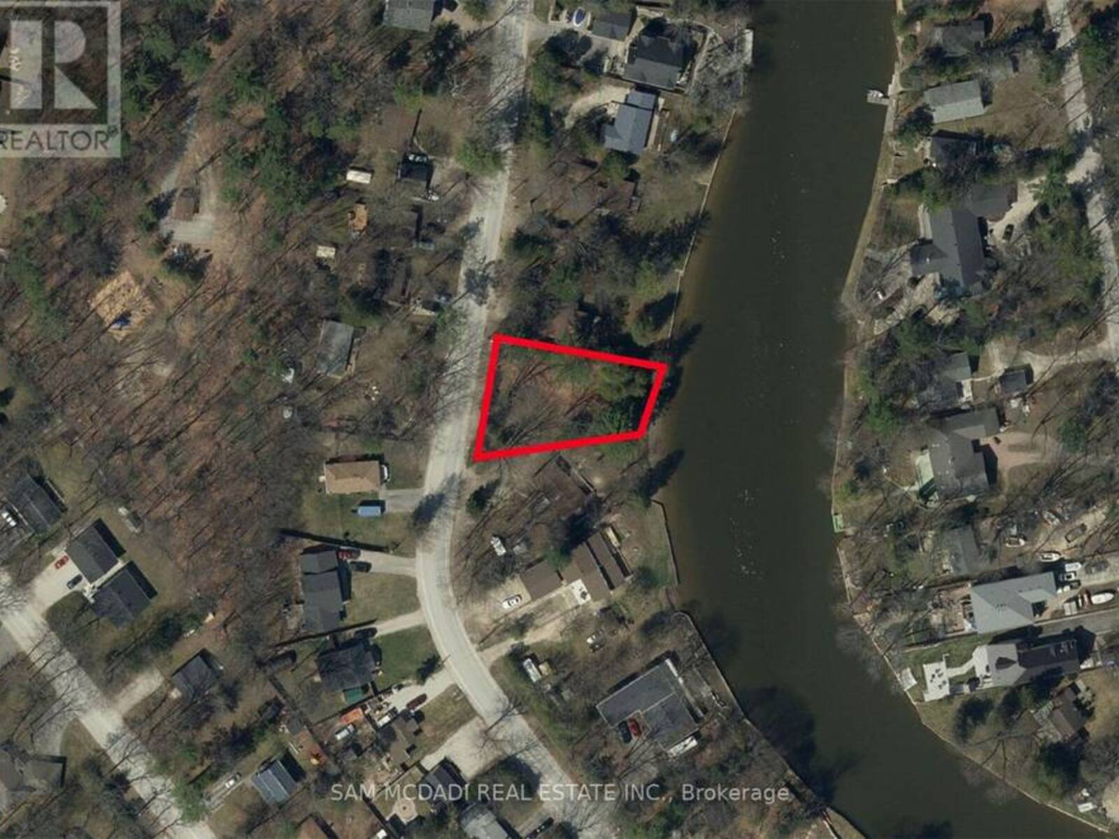 490 OXBOW PARK DRIVE, Wasaga Beach, Ontario L9Z 2T8