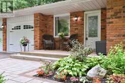 421 8TH CONCESSION ROAD E | Dundas Ontario | Slide Image Six