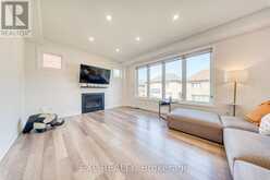 8 PROSPERITY WAY | East Gwillimbury Ontario | Slide Image Twelve