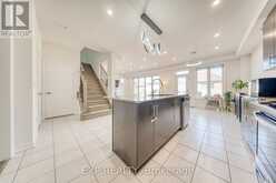 8 PROSPERITY WAY | East Gwillimbury Ontario | Slide Image Eight