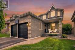 96 PENVILL TRAIL | Barrie Ontario | Slide Image Two