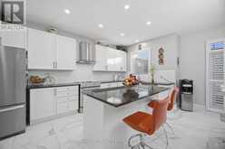 84 FRED YOUNG DRIVE | Toronto Ontario | Slide Image Thirteen