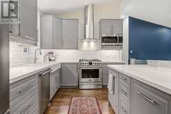 715 DRURY LANE | Burlington Ontario | Slide Image Twelve