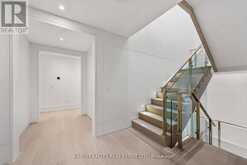 335 LYTTON BOULEVARD | Toronto Ontario | Slide Image Fifteen