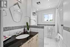 171 SIMONSTON BOULEVARD | Markham Ontario | Slide Image Twenty-one