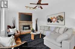 2450 OVERTON DRIVE | Burlington Ontario | Slide Image Nineteen
